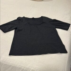 Eileen Fisher Charcoal 100% Merino Wool Short Sleeve  Sweater size medium